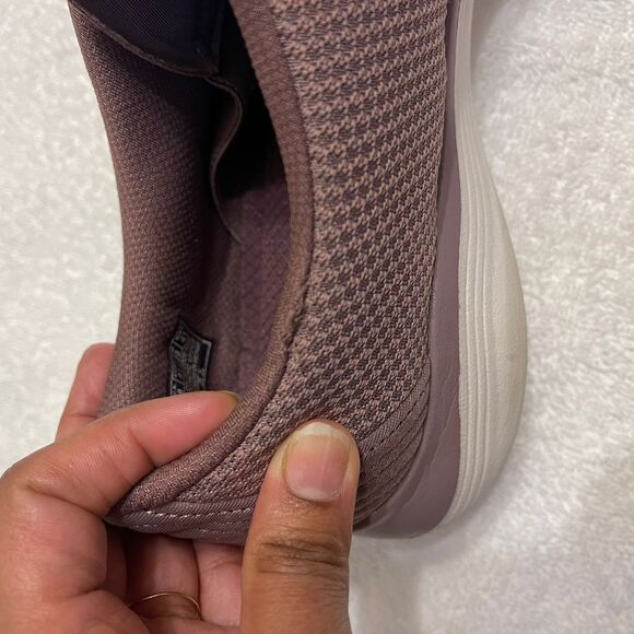 Skechers Women's Air Cooled Memory Form Athletic Sneakers Shoes Size 11 - Picture 4 of 9